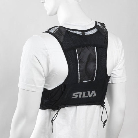 Silva Strive 5L Vest Black + Soft Flask 500ml – mjukflaska