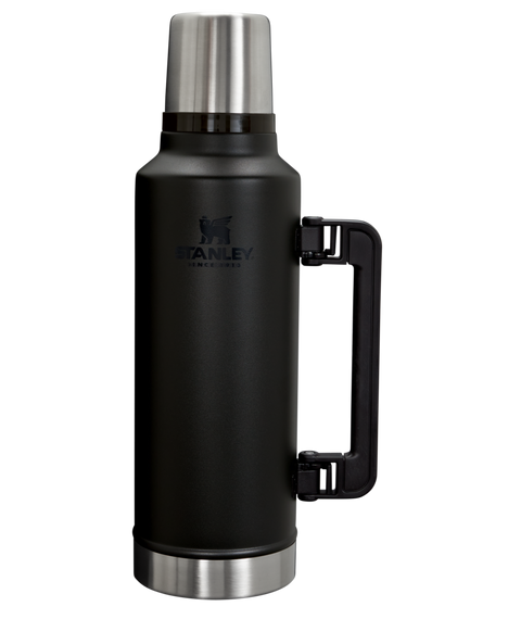 Stanley Legendary Classic Bottle 1,9 L Black 2.0