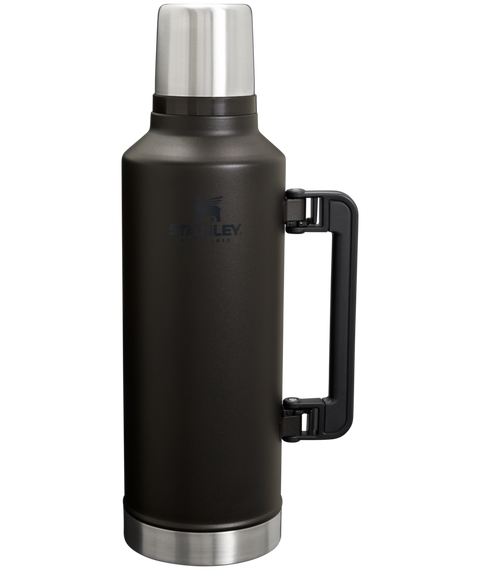 Stanley Legendary Classic Bottle 2,3 L Black 2.0